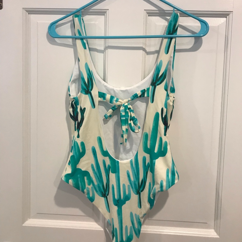 🌵 Lulus Cactus One Piece - Picture 2 of 3